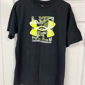 Under Armour Youth XL Black Logo T-Shirt Loose Fit 14/16